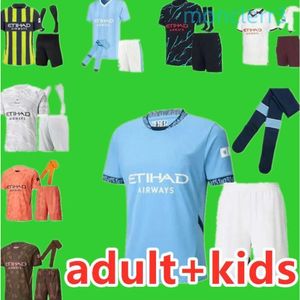 2024 Designer 25 Haaland voetbaltruien Mans Cities Final Istanbul Kit Mahrez Grealish de Bruyne Foden shirt volwassen kinderen J.Alvarez Mancheste Man City