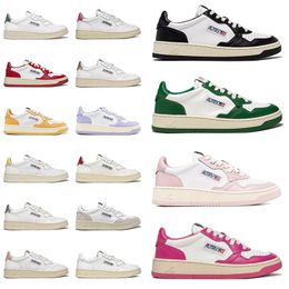 2024 Designer Autrys Action Casual Chaussures Autries Plate-forme Baskets Haute Vert Noir Golden Panda Blanc Jaune Violet Argent Lows Mocassins En Plein Air Femmes Hommes Formateurs