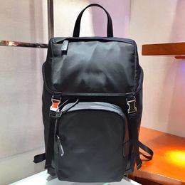 2024 Sac de créateur Luxury Nylon SAFFIANO CUIR SACLE ÉAMPAGE METAL SCHET OFFICH