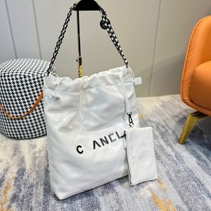 2024 Designer Tas Tote Bag Schoudertas Mode Dameshandtas Hoge kwaliteit zacht lederen tas Casual grote capaciteit dames boodschappentas Westerse stijl grote kettingtas