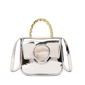 2024 Designertassen Handtassen Dames Crossbodytassen Opvallend licht Luxe één schouder Cross Body Draagbare Veelzijdige kleine vierkante tas 230420