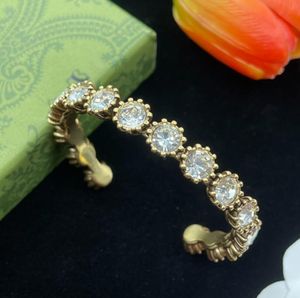 2024 Designer Bangle armband Luxe Retro volledige strass bloem opening harde armband Sieraden Vrouwen Mannen gift geen doos