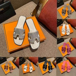 2024 Designer Beach Oran Womens Sandals Sliders Rubber Brown Black White Slipper Ladies Office Bureaux Chaussures de curseur de curse Flip Flop