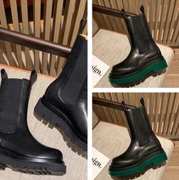 2024 Designer Boots Ann Women Boots Echt lederen Dikke Dikke Soled Black Martin Boots Herfst en Winter Smoke Pipe Mid Tube Chelsea Boots