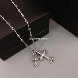 2024 Designer Marca Cross CH Colar para Mulheres Luxo Cromos Diamante Duplo Colar Colar Corrente Presente Coração Homens Clássico Jóias Pingente Neckchain KZGD