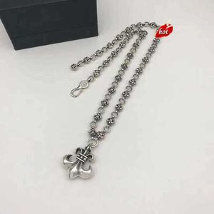 2024 Collier Cross Cros de créateur pour femmes Chromes High Boat Anchor Flower Pendant Silver plaqué Chaîne Mens Pull Hommes Classic Jewelry Colchain 6C 2TF2