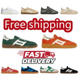 2024 Designer Chaussures décontractées hommes Chaussures décontractées Snekers Navy Scarlet Core Black Scarlet Clear Pink Night Yellow Clearance Sale Trainers