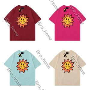 2024 Designer Drawdrew T-shirt Tshirt Tee Femme Summer Femmes et hommes Luxury Fashion Casual Ventilate Smiley Sun Brand Patché à empreinte courte Streetwear Streetwear 241