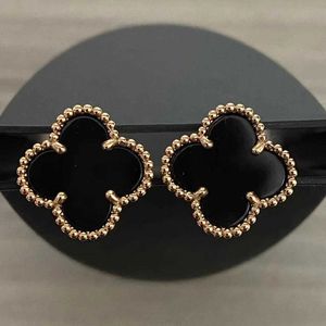 2024 Designer Earring Vintage vierblad Klaverse Charm Stud-oorbellen Back Moeder-of-Pearl roestvrijstalen goudstudies Agaat voor vrouwen bruiloft sieraden 12 n601