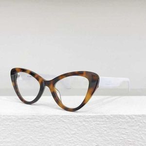 2024 Designer Fashion Nouveau des lunettes de soleil de créateur de luxe 23p New Tiktok en ligne personnalité de célébrité japonaise et lunettes