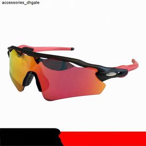 2024 Designer Glowersout Wory Cycling Sports One Piece One Pied Aprof et Colorful Sunglasses Tr90 Ultra Light Driving UV Résistant aux UV