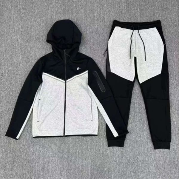 2024 Designer Tech Fleece Sweats à capuche Shorts Hommes Pantalons de sport Vestes Space Pantalons en coton Femmes Manteaux épais Bas Hommes Joggers Running Survêtement 23fw