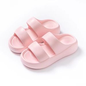 2024 Designer Household Scaffs Slippers Slides Femmes Sandales Pink Purple Jaune Verre Fashin Fashin Scups Gai
