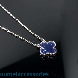 2024 Designer Jewelleryvanl Cleefl Arpelsnecklace Colliers New Peter Stone Four Leaf Grass Single Flower Blue Solid