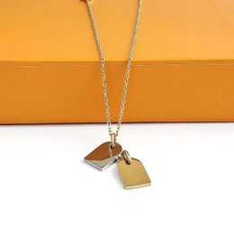 2024 Colliers de bijoux de créateurs femmes pendentif en argent collier pour hommes pendentifs pour femmes chaînes de dames bijoux de luxe petite amieq13