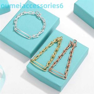 2024 Bracelets de bijoux de marque de luxe de créateurs Seiko 925 Sterling Silver Home Ushoed Horseshoe Bamboo Knot Bracelet Series Hardwear Series Hardlock