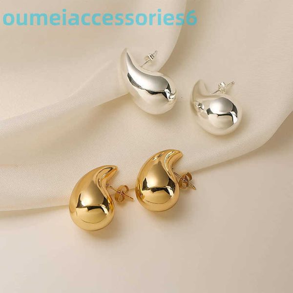 2024 Diseñador Marca de lujo Joyería Stud Moda Italia Hueco Inoxidable 18k Chapado en oro Bottega Lágrima Gota Pendientes de gota de agua para mujer niña