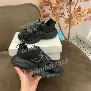 2024 Designer Luxe merk Mannen Vrouwen Casual Schoenen Track 3 3.0 Triple wit zwart Sneakers Tess lederen Trainer Nylon Gedrukt Platform trainers track schoenen R202