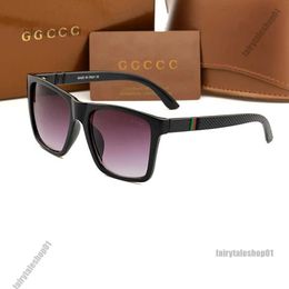 2024 Diseñador de lujo GGities Gafas de sol para hombres Diseño Moda GGities Gafas de sol Marco cuadrado Recubrimiento Lente de espejo Fibra de carbono Verano Mujeres con caja 2247