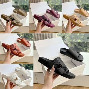 2024 Designer Luxury Vintage Round-Toe Sandales Womens Mens Geatic Cuir Black / White / Brown / Rouge Design sculpté Sandale Buckle Buckle Hollow Flat Shoes Tailles 35-44
