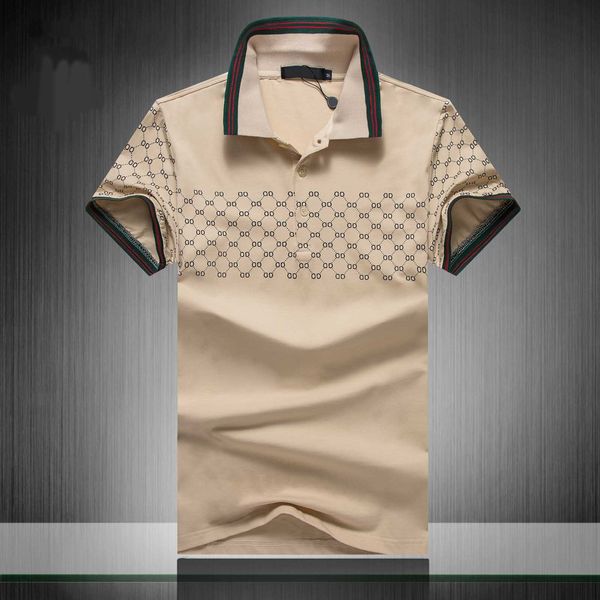 2024 Diseñador para hombre Polos de negocios básicos Camiseta moda Francia marca Camisetas para hombres Brazaletes bordados Carta Insignias polo camisa pantalones cortos