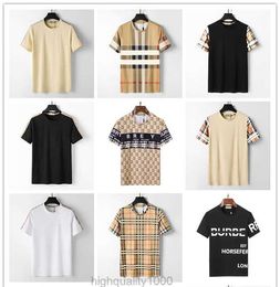 2024 Designer Hommes T-shirt Noir et blanc Beige Plaid Stripe Marque Pur Coton Respirant Slim Casual Chemise Rue Même Style Hommes Et Femmes Top Qualité T-shirt