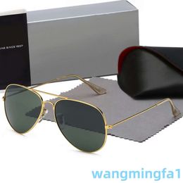 2024 Gafas de sol de medidor de diseñador Mujeres para hombres Sonnenbrille Metal Lenses conduciendo al aire libre Mirror UV400 UV400 Sol Gafas