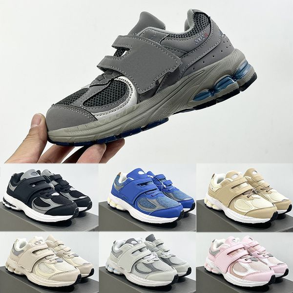 2024 Diseñador NB 2002R Cañas para niños Niños Niños NUEVOS SATOS NUEVOS NEWBALANCE 2002 NB2002R Sneakers Authentic Baby Trainers Outdoor Shoes