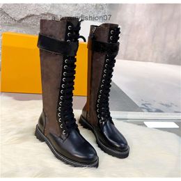 lv louis vuitton Вы 2024 Designer Paris Territoire Flat High Ranger Boots Iconic Brandhed Femmes Boot Boot Laureat Platform Desert Calfskin Chunky Martin Winter Sneakers Size 35-4