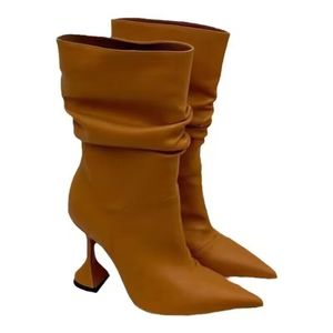 2024 Designer Geplooide Laarsjes Puntschoen Vreemde Stijl Hakken Laarzen Voor Vrouwen Solid Slip Op Chaussures Femme Plus Size Vrouwen