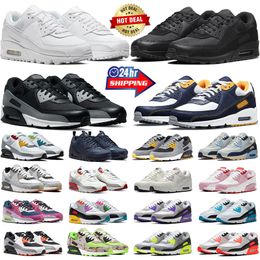 2024 Designer chaussures de course hommes femmes Triple Blanc Noir UNC Hyper Turquoise Total Orange Vert Glow Oregon Ducks Obsidian baskets pour hommes baskets d'extérieur