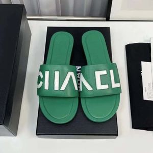 2024 Sandales de créateurs d'été pantoufles pour femmes designer haut de gamme logo original les mêmes sandales plates couleur chaîne tissée mode tendance