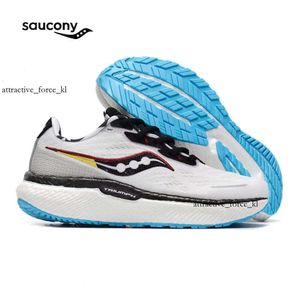 2024 Diseñador Saucony Triumph 19 zapatillas para hombres Running White Blanco verde amortiguador Ligero Absorción Meniguable Mujeres Sports Sports 56