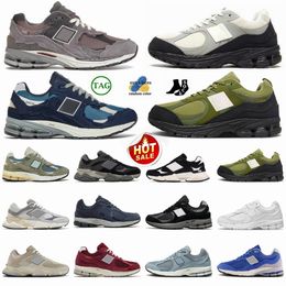 2024 Designer schoenen b550 9060s 2002r schoenen Crème Marineblauw Wit Groen Wit Schaduw Zeezout Varsity Gold UNC Syracuse N550 platform Sportschoenen outdoor yqq