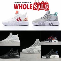 2024 Chaussures de créateurs Chaussures de course Sneakers Chaussures décontractées Mentes Femmes Breffe-Knit Uppers Street Style Soft confortable Athletic Jogging Taille 36-45