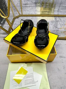 2024 Designer schoenen sneakers gabardine casual schoenen merkwiel trainers luxe canvas dames 0402