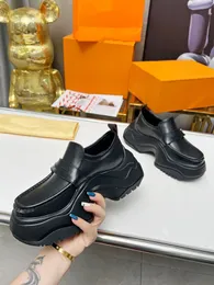 2024 Designer Shoes Sneakers Gabardine Nylon Casual Chores Traineurs de roue de marque Femme Sneake Fashion 0522