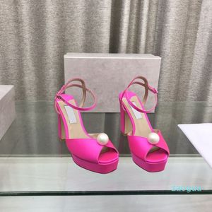 2024 Designer schoenen topkwaliteit sexy dame feest trouwschoenen met doos
