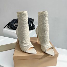 2024 Designer schoenen dames hoge hak sandalen lente/zomer nieuwe hiroko kant sexy elegante bruiloft echt leer 10 cm dunne hoge hak open teen elastische korte laarzen