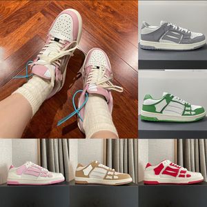 2024 Designer Skel Top Low Hommes Femmes Chaussures Bones Hi Cuir Baskets De Luxe Squelette Bleu Rouge Blanc Noir Vert Gris Rose Couple Casual Low-Cut Mens Shoe Sneaker