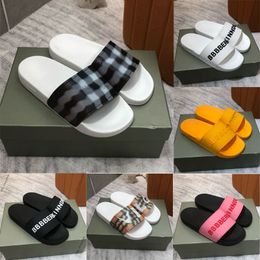 2024 Slides de toboganes de diseñador Sandalias Sliders Letters Bur Slippers for Men Women Hot Fashion Unisex Pool Flip Flip con caja 35-46