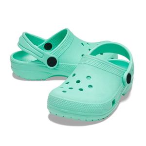2024 Designer Slippers Femmes hommes Sandales Meilleures pantoufles d'été Sandale en cuir Sandale Chaussures décontractées Sandale Navy