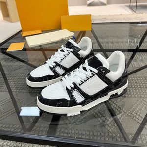 2024 Diseñador Sneaker Virgil Trainer Zapatos casuales Piel de becerro Amantes del cuero Blanco Verde Rojo Azul Carta Superposiciones Plataforma Moda Lujo Zapatillas bajas Tamaño 36-45 T1