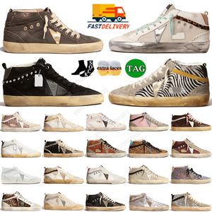 2024 Designer Sneakers Luxe Loafers Casual Schoenen Gouden Leer Italië Vuile Loafers Do-oude Schoen Merk Dames Heren Glitter Sterren Trainers Platform Suède