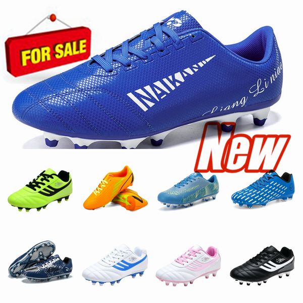 2024 Diseñador Summer Nuevo para hombres al aire libre Zapatos de fútbol de fútbol Botas de fútbol Atranado de entrenamiento ADHESIVO SPORT STUNTH FOOBLO Cañas antideslizanes