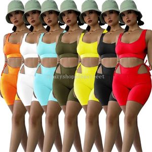 2024 Designer Survêtements Tenues d'été Femmes Deux Pièces Ensembles Sans Manches Débardeur Crop Top Découpé Shorts Assortis Casual Solide Sportswear En Vrac Vêtements En Gros