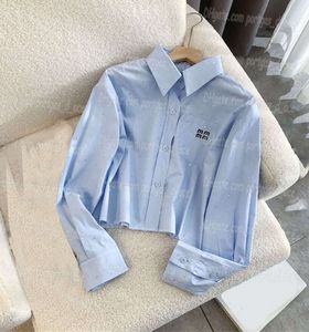 2024 Designer Femmes Chemises Lettre Brodé Strass T-shirt Femme Luxe Manches Longues Tops Courts Élégant Charme Fille Revers Blanc Bleu Blouse 521