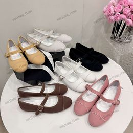 2024 Designer Femmes Mary Jane Chaussures Sandales Paris Camélia Boucle Ballerines Véritable Cuir Embroiderie Bride À La Cheville Ballerine Été Printemps Mules