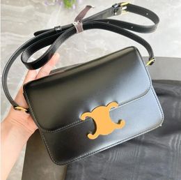 2024 Designer Youth Three Person Foreskin Leather Cowhide Crossbody Bag Fabric Printed Bag Saddle 123456