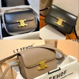 2024 Designerbag jeugd drie persoon voorhuid lederen koehide crossbody tas stof bedrukte tas zadel luxe tas schoudertas